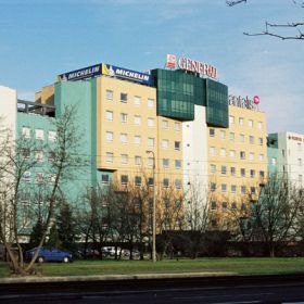 Kaef-Invest Warszawa, biurowiec